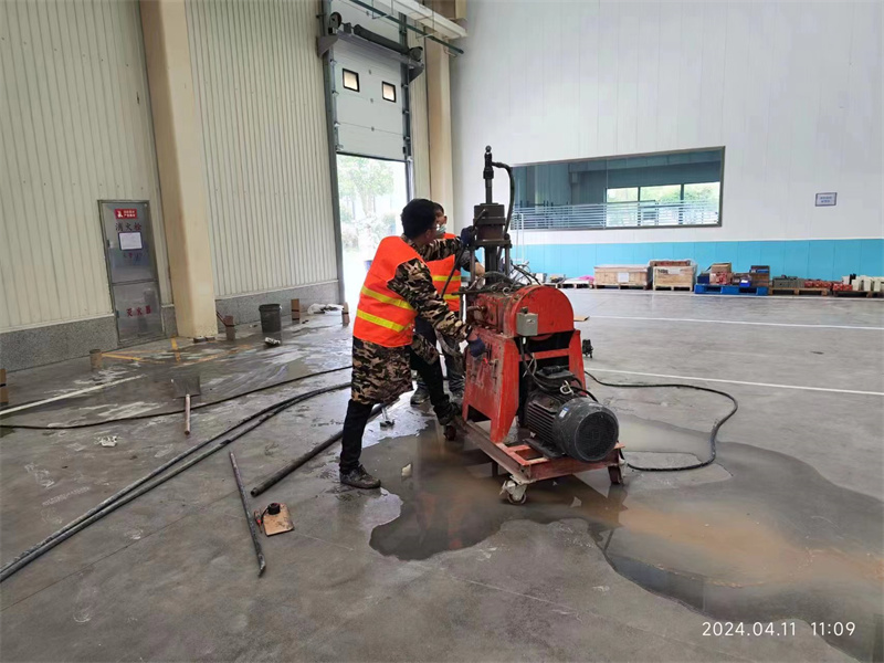 英德厂房地面下沉塌陷注浆加固施工